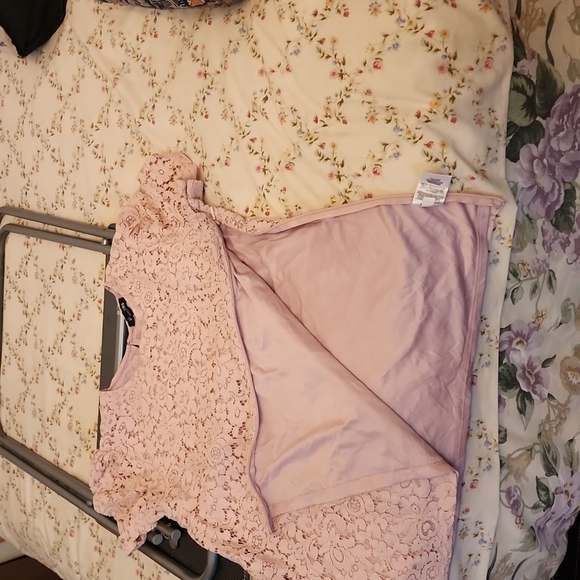 Express Top - Picture 2 of 7